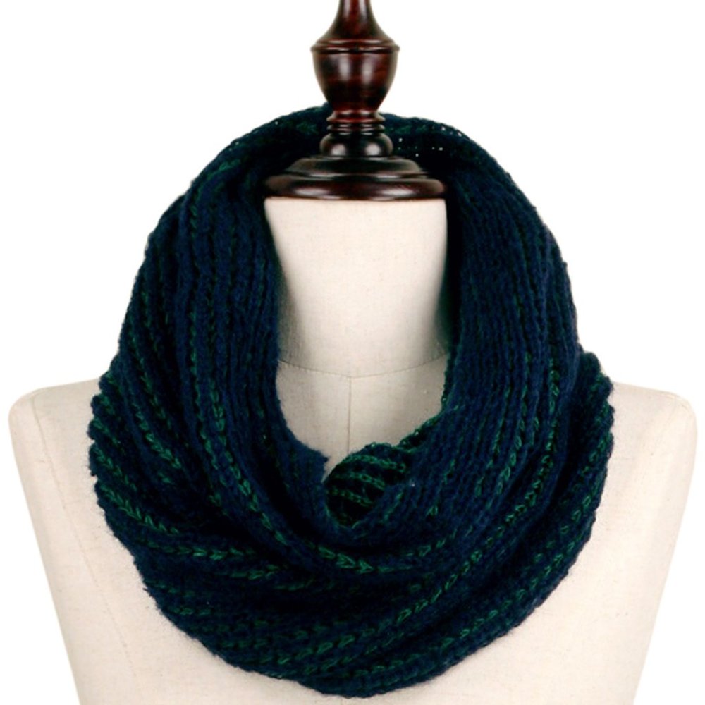 Stripe pattern tube infinity scarf - Picture 3 of 3
